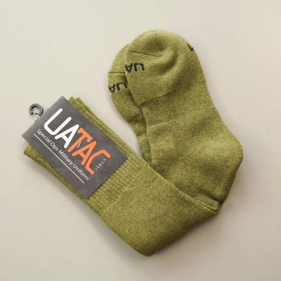 Chaussettes de trekking en laine mérinos UATAC Olive